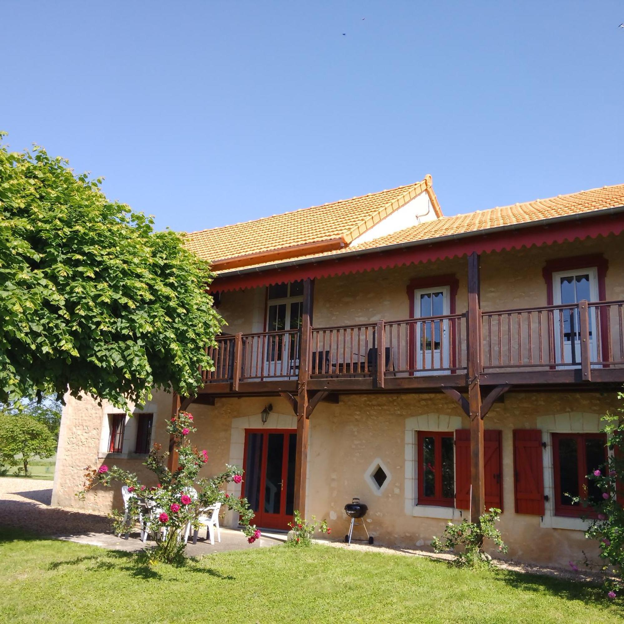 Au Repos Des Elfes Villa Braye-sous-Faye Екстериор снимка