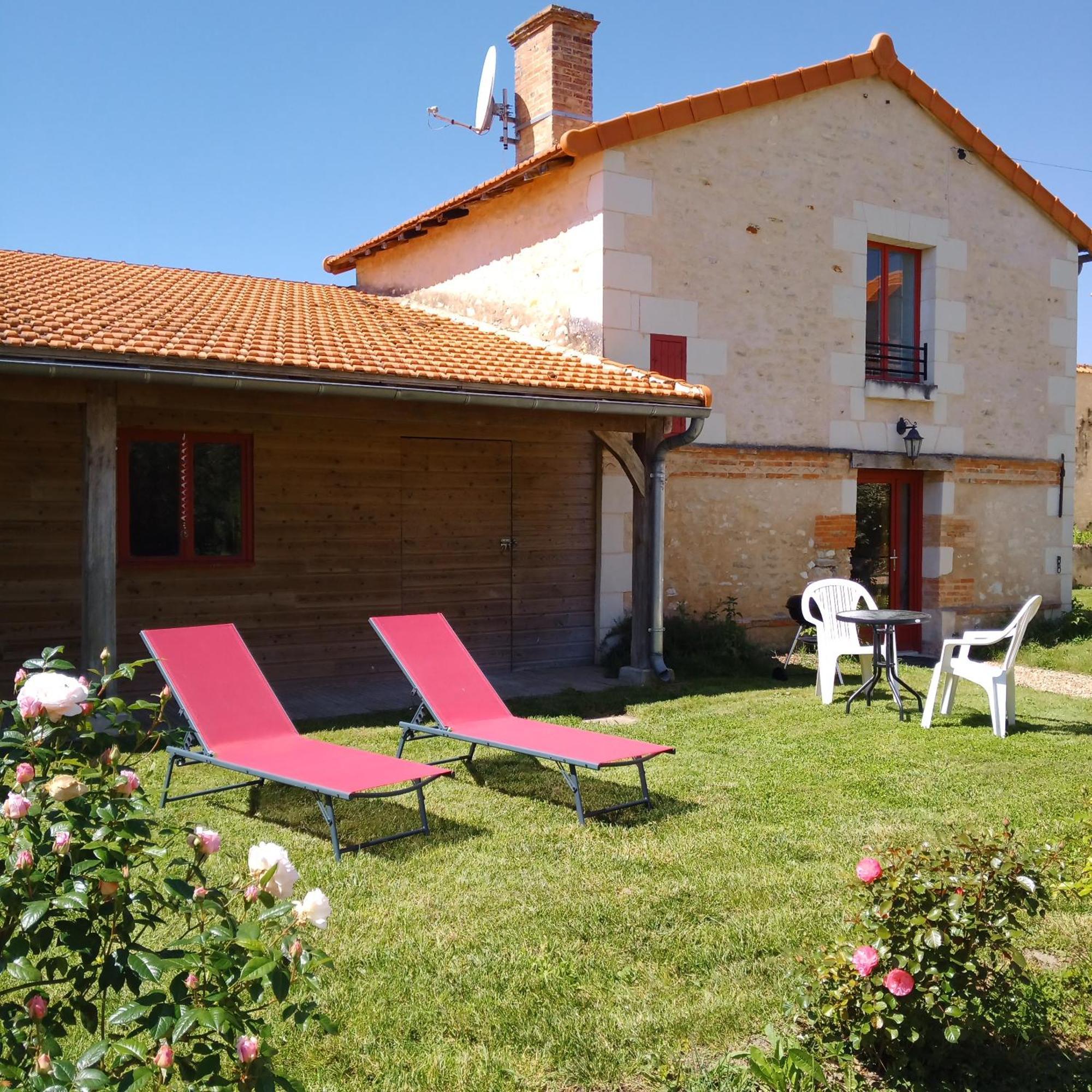 Au Repos Des Elfes Villa Braye-sous-Faye Екстериор снимка