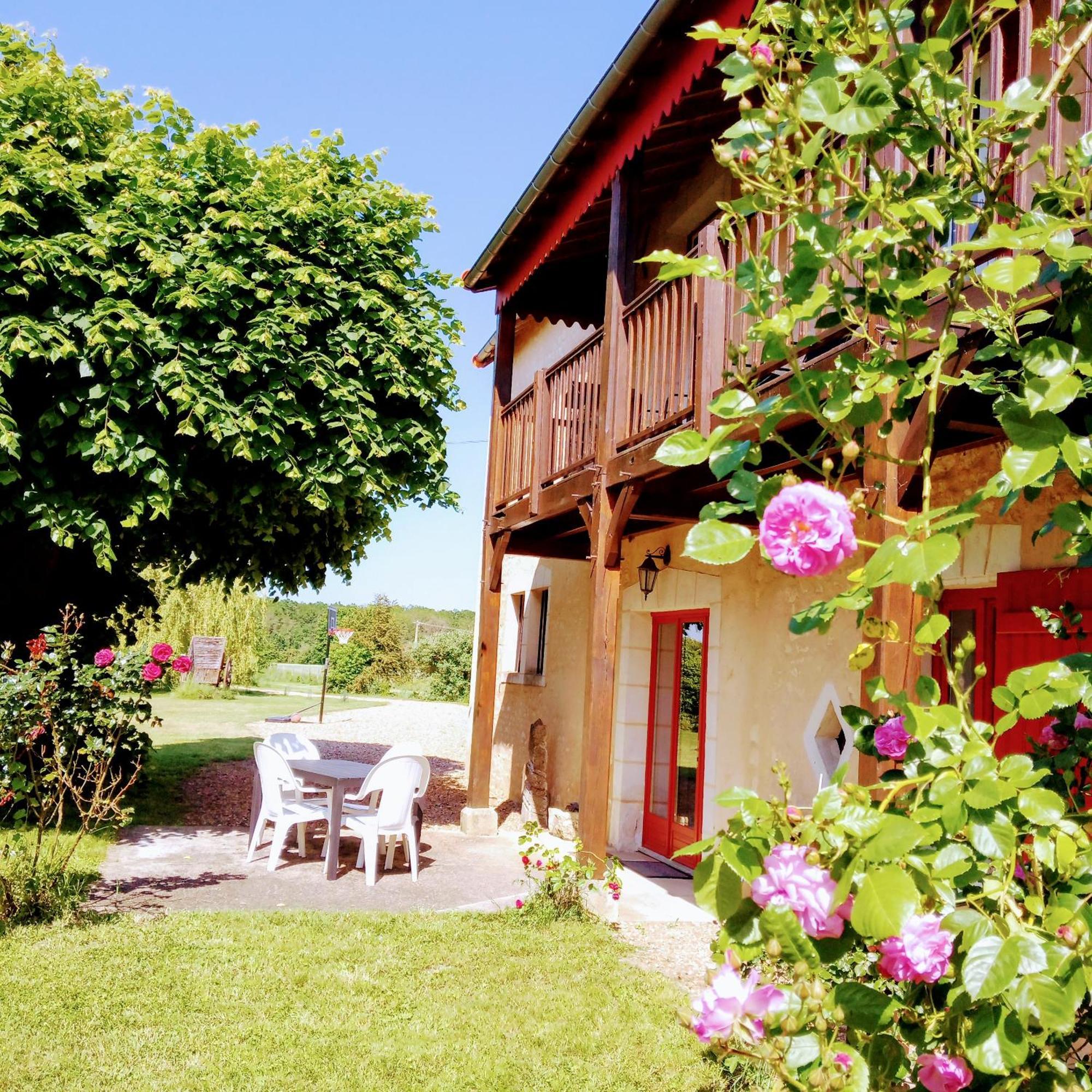 Au Repos Des Elfes Villa Braye-sous-Faye Екстериор снимка